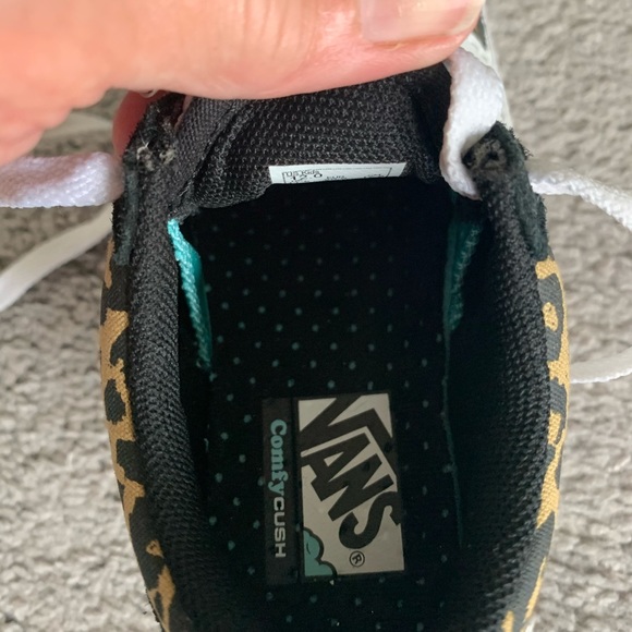 VANS ComfyCush Old Skool Leopard Kids Sneakers EUC - Picture 10 of 11